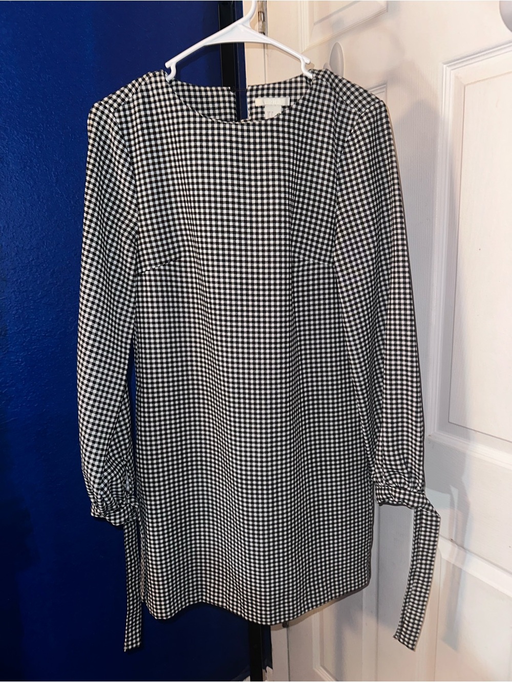 H&M Black and White Gingham Button-Down Shirt